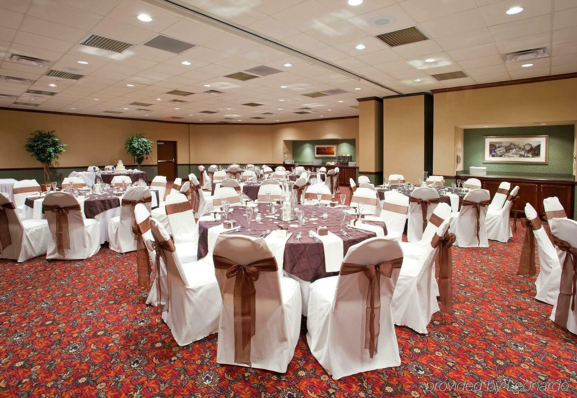 Holiday Inn Dayton/Fairborn I-675 By Ihg Eksteriør bilde