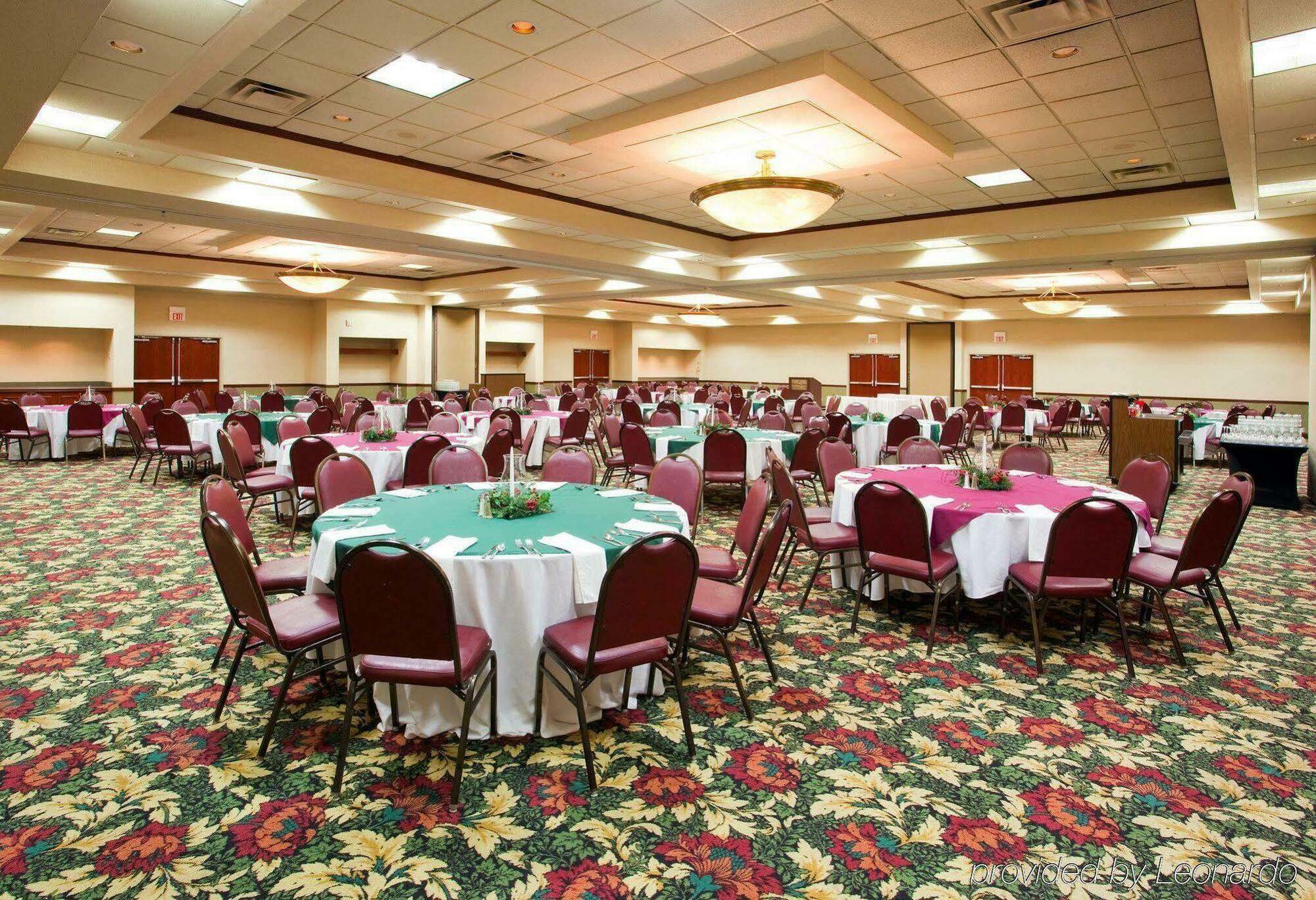Holiday Inn Dayton/Fairborn I-675 By Ihg Eksteriør bilde